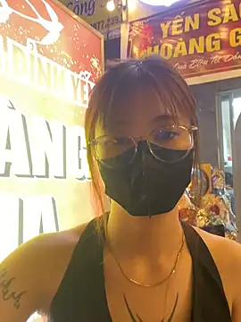   BabyShowPublic   online show from 02/04/26, 12:11