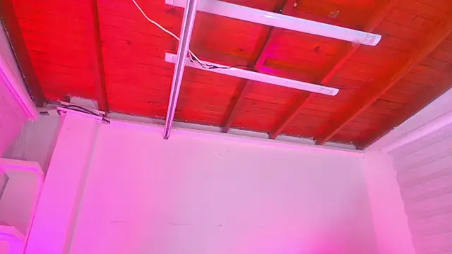 emma madi online show from 09/18/25, 12:07