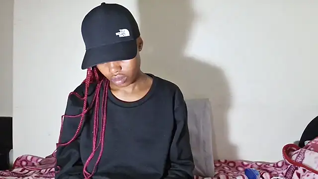 SexyBitchx01 online show from 09/12/25, 04:07