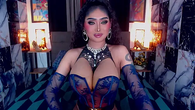 Snapshot of IndestructibleLily chatting on 09/29/25, 04:56 IndestructibleLily online show from 09/29/25, 04:56