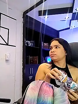 SamaraAnders  online show from 03/07/26, 05:04