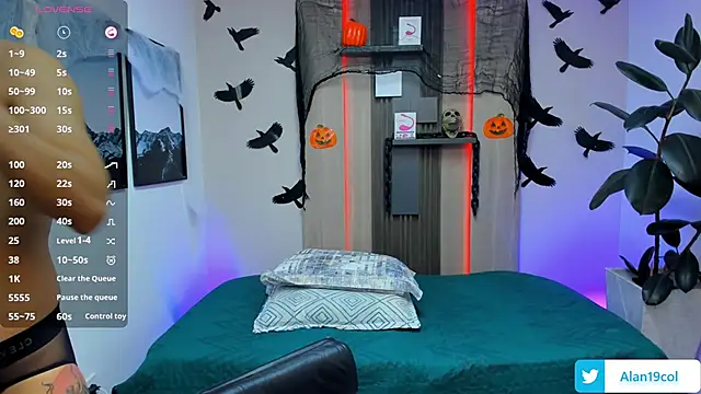 alan nd kevin online show from 10/28/25, 07:05