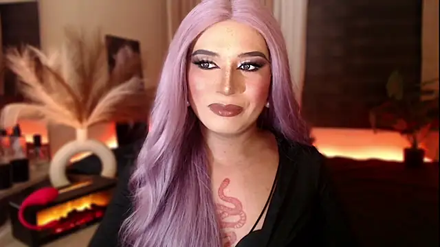 mslilly croft online show from 02/16/26, 04:47