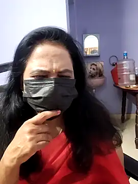 mallu-lover online show from 09/17/25, 11:06