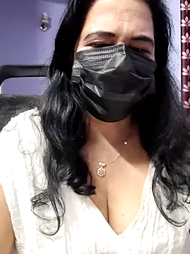 mallu-lover online show from 11/01/25, 02:02