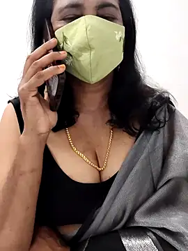 mallu-lover online show from 01/06/26, 01:37