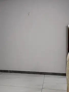 Snapshot of mallu-lover chatting on 02/28/26, 01:01 mallu-lover online show from 02/28/26, 01:01