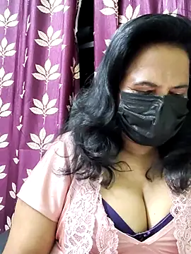 Snapshot of mallu-lover chatting on 06/04/26, 05:30 mallu-lover online show from 06/04/26, 05:30
