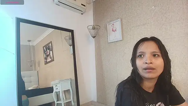 Miladiosa online show from 11/15/25, 12:02