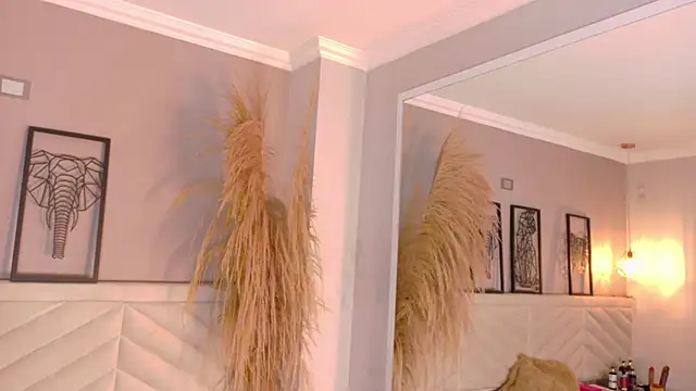 amy miller1 online show from 12/03/25, 08:18