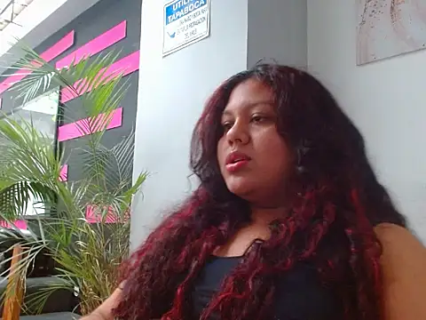 CloeStron online show from 12/22/25, 09:45