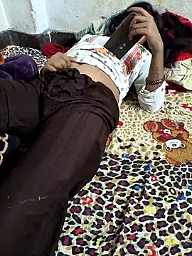 desimalai28 online show from 03/31/26, 06:19