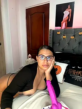 ema zoe online show from 10/08/25, 12:08