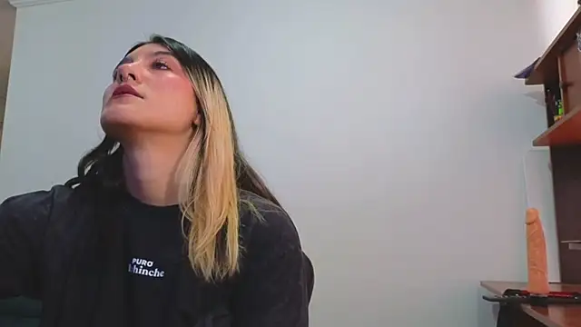 Sweetlolita online show from 09/08/25, 07:57