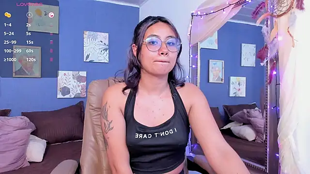 Snapshot of Nova_allen chatting on 10/07/25, 12:08 Nova allen online show from 10/07/25, 12:08