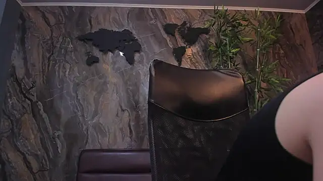 Eryonbradley online show from 02/20/26, 11:32