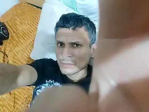 luislimafuego online show from 11/23/25, 06:13