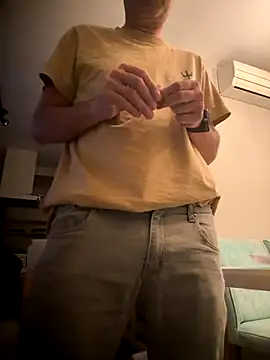 Snapshot of Sedutor420 chatting on 11/10/25, 04:44 Sedutor420 online show from 11/10/25, 04:44