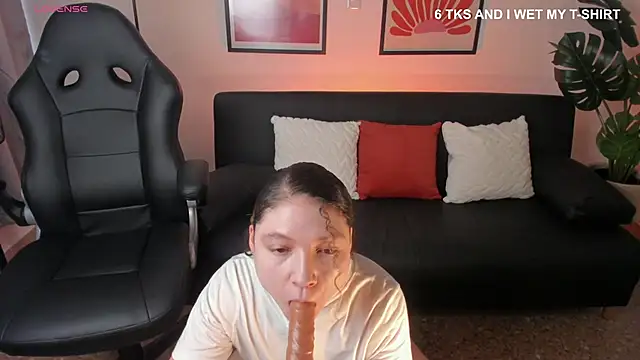 victoria becker  online show from 04/18/26, 01:04