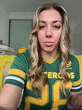 louiseberkeley online show from 07/05/26, 01:34
