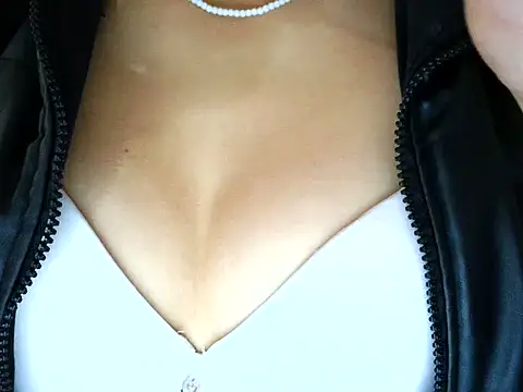 Snapshot of KUTTY_MODEL chatting on 07/28/26, 06:20 KUTTY MODEL online show from 07/28/26, 06:20
