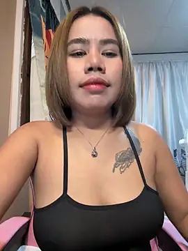 Snapshot of Kath_C chatting on 11/13/25, 08:35 Kath C online show from 11/13/25, 08:35