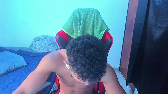 JuanchiT66 online show from 04/06/26, 02:18