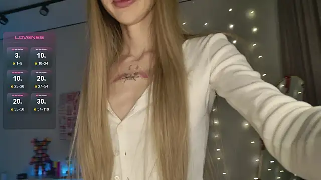 Snapshot of Lunainnk chatting on 01/18/26, 02:04 Lunainnk online show from 01/18/26, 02:04