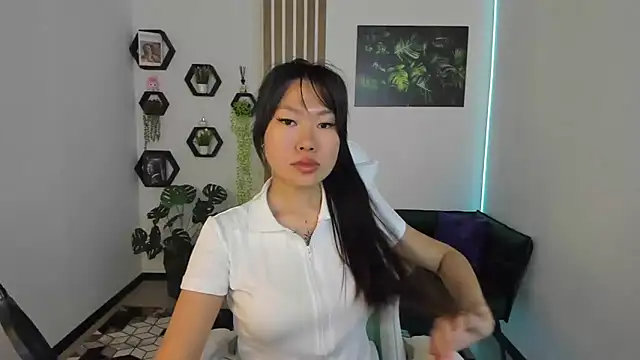 LunaPurrr online show from 09/29/25, 11:20