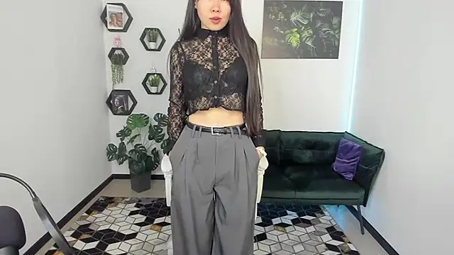 LunaPurrr online show from 10/03/25, 11:24