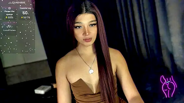 Snapshot of TrinityFucksYou chatting on 02/19/26, 12:45 TrinityFucksYou online show from 02/19/26, 12:45