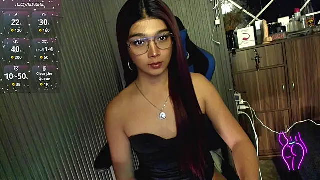 Snapshot of TrinityFucksYou chatting on 02/20/26, 05:02 TrinityFucksYou online show from 02/20/26, 05:02