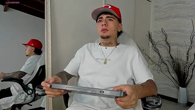 JamesDeker online show from 09/20/25, 08:21