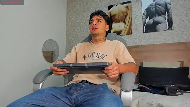 JamesDeker online show from 10/13/25, 10:10