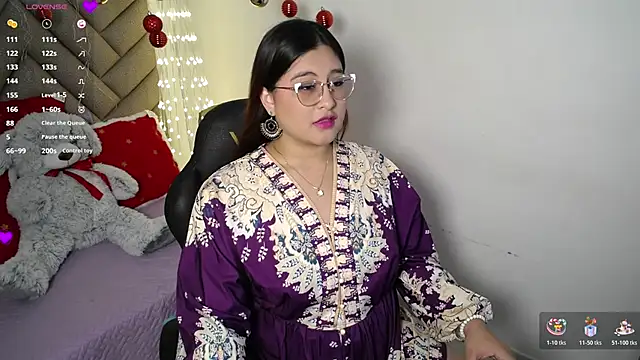 heluejamil online show from 11/12/25, 01:28