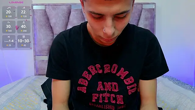 Snapshot of lana_and_liam_ chatting on 09/20/25, 10:27 lana and liam online show from 09/20/25, 10:27