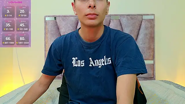 Snapshot of lana_and_liam_ chatting on 09/22/25, 10:39 lana and liam online show from 09/22/25, 10:39