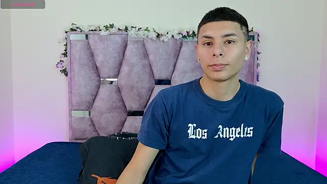 Snapshot of lana_and_liam_ chatting on 11/13/25, 09:19 lana and liam online show from 11/13/25, 09:19