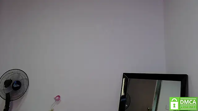 Snapshot of kathalina_santana_ chatting on 09/12/25, 11:37 kathalina santana online show from 09/12/25, 11:37