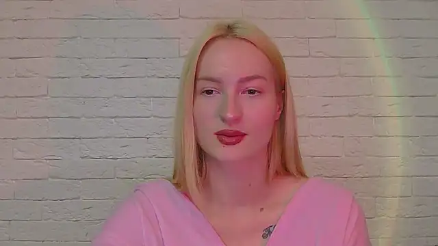 Snapshot of Alice_Sweet_01 chatting on 01/05/26, 05:38 Alice Sweet 01 online show from 01/05/26, 05:38