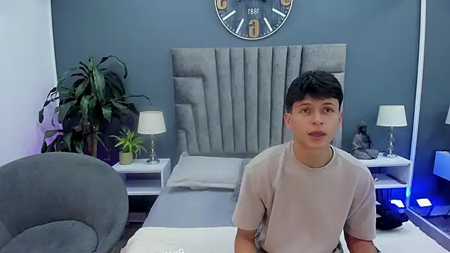 stephane rouss online show from 10/21/25, 09:15