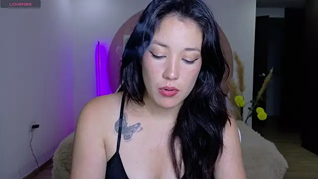 Eliih 01 online show from 04/07/26, 02:12