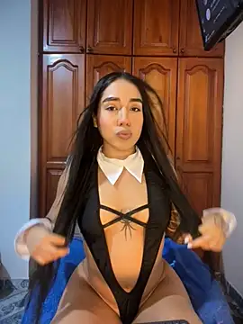 KaditaNavarro online show from 04/17/26, 09:40