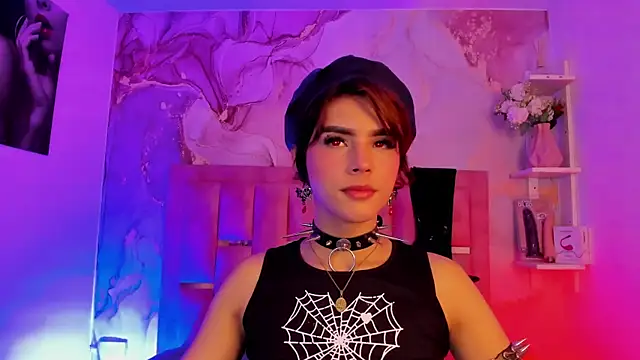 Snapshot of DannysaStar chatting on 09/19/25, 09:48 DannysaStar online show from 09/19/25, 09:48