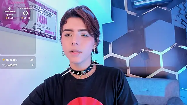 Snapshot of DannysaStar chatting on 09/29/25, 07:51 DannysaStar online show from 09/29/25, 07:51