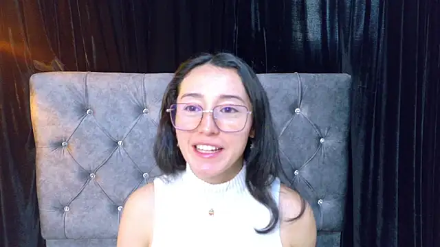 Snapshot of Ginevra_esposito chatting on 10/23/25, 12:26 Ginevra esposito online show from 10/23/25, 12:26