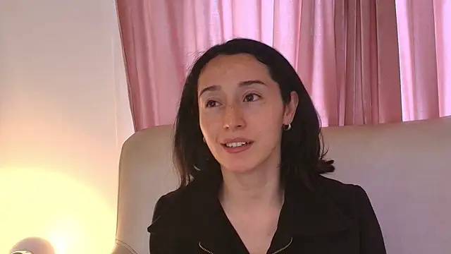 Ginevra esposito online show from 04/23/26, 12:40