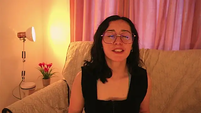 Snapshot of Ginevra_esposito chatting on 06/01/26, 01:13 Ginevra esposito online show from 06/01/26, 01:13