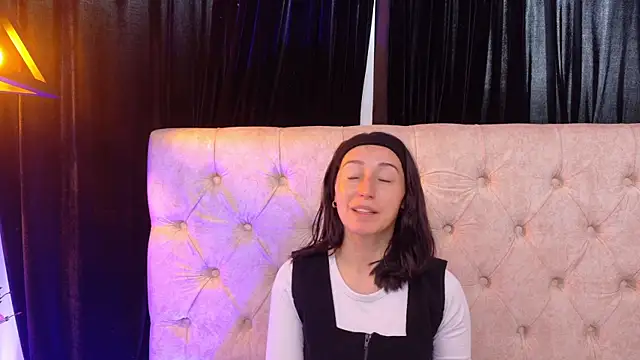Ginevra esposito online show from 07/08/26, 07:07