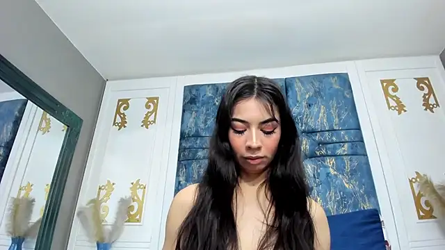 KatherinJohns online show from 10/29/25, 11:12